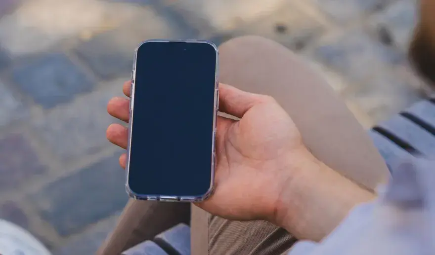 Jak wyłączyć iPhone'a? 3 proste sposoby i restart!