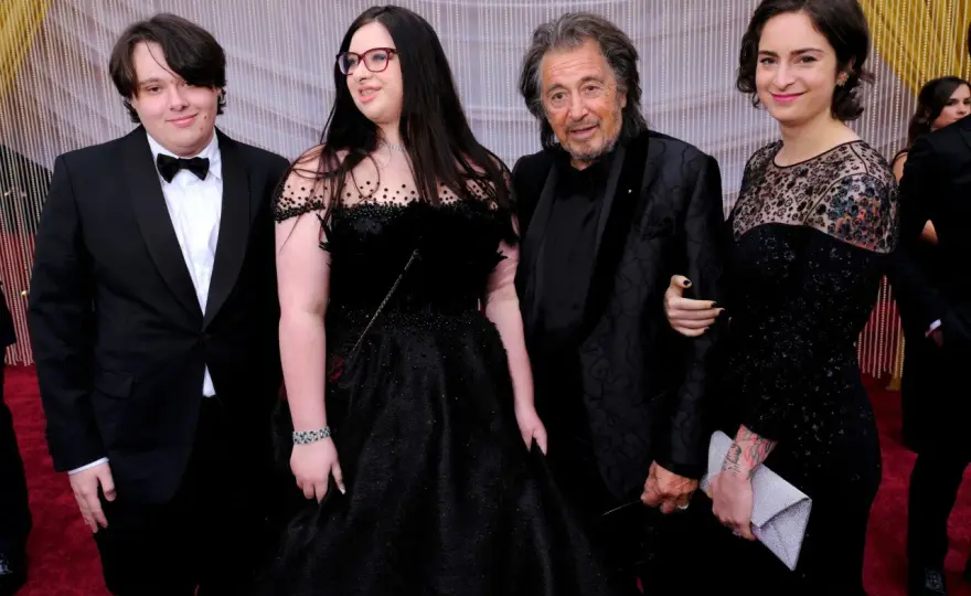 Dzieci Ala Pacino - Ile ich ma i kim są? Poznaj fakty o jego rodzinie