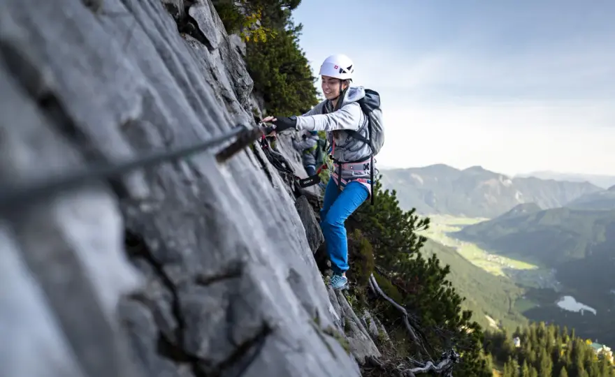 Via ferrata dla początkujących - jak zacząć bez stresu?
