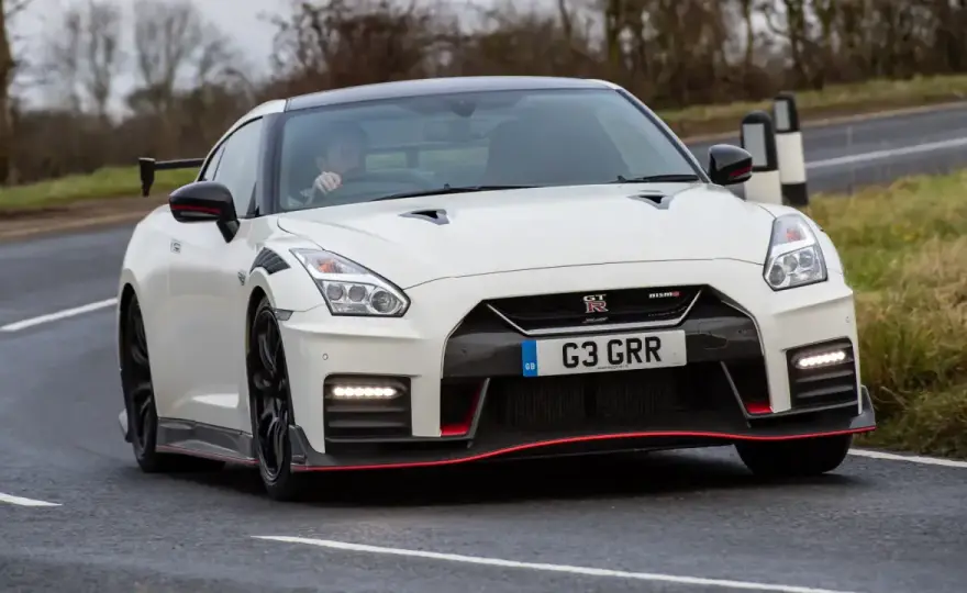 Nissan GT-R Nismo - Kup legendę świadomie. Poradnik