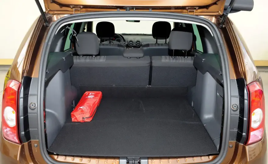 Dacia Duster: Pojemność bagażnika - Generacje, wersje, dane