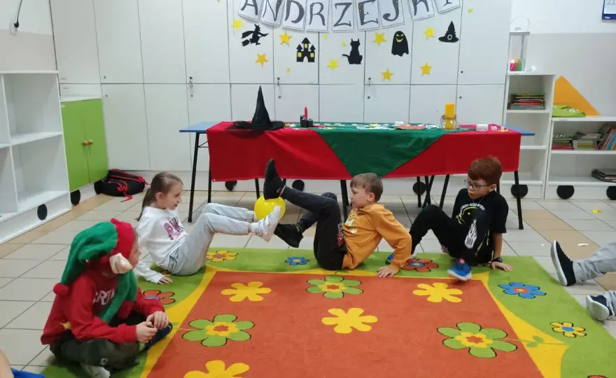 Jak prowadzić zajęcia w świetlicy szkolnej, aby zaangażować dzieci?