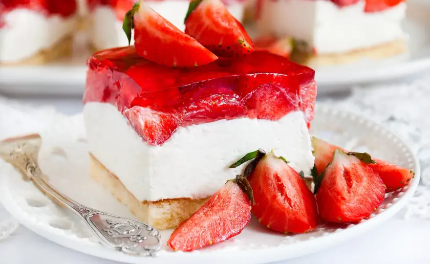 Ciasto z truskawkami i mascarpone - Idealnie stabilne!