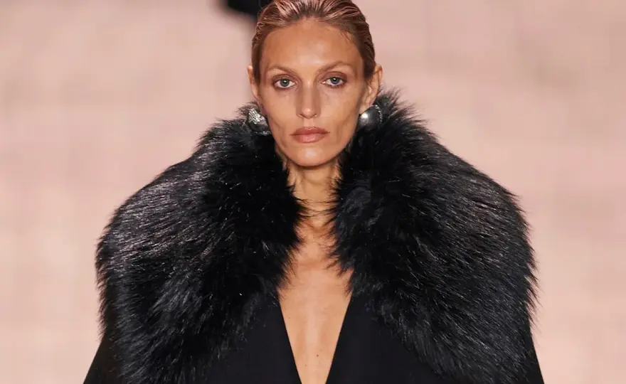 Modelka wybiegowa w Polsce: Czy spełniasz wymogi high fashion?
