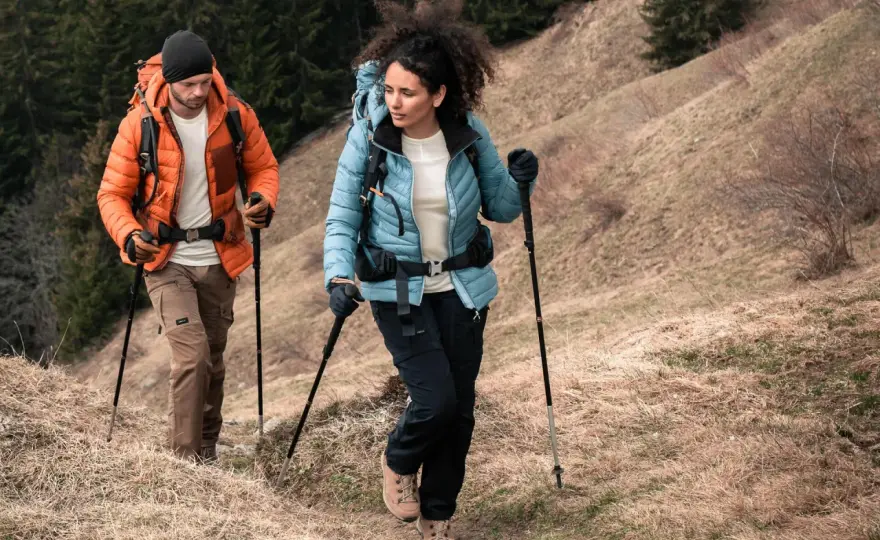 Kije trekkingowe - jak dobrać długość do wzrostu i terenu