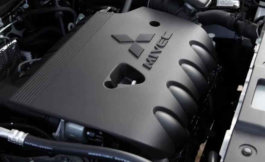 Jaki silnik w Mitsubishi Outlander 3 będzie najlepszy? Unikaj kosztownych błędów