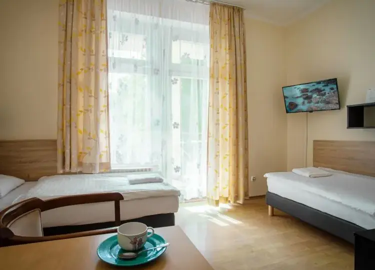 Sanatorium Uzdrowiskowe Szarotka w Polanicy-Zdroju NFZ - Warunki i Usługi