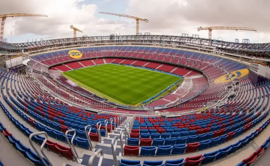 Camp Nou 2026 - Przebudowa czy nowy stadion? Zobacz fakty!
