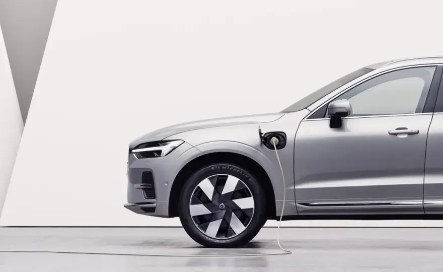 Hybryda plug-in (PHEV) - czy ma sens? Odkryj, zanim kupisz