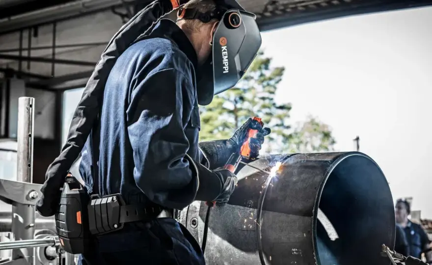 Spawanie elektrodą w pionie - Jak opanować trudną pozycję?