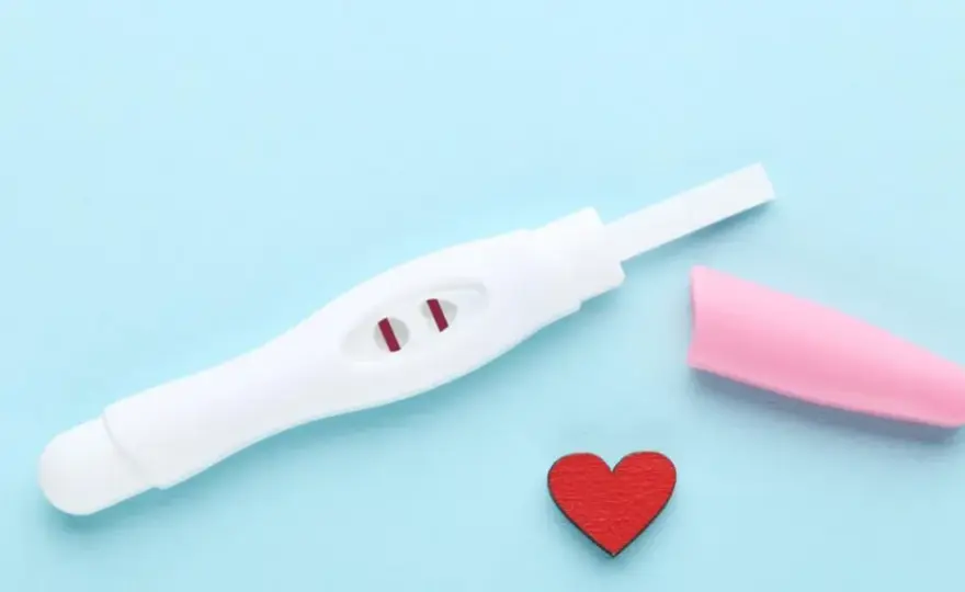 Kiedy zrobić test ciążowy? Uniknij błędu i stresu!