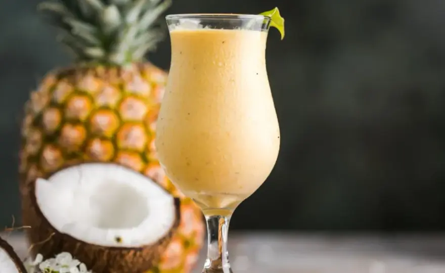 Kolorowe drinki - proste przepisy na wyjątkowe koktajle na każdą okazję
