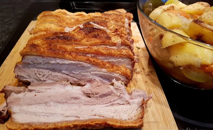Schweinebauch butterzart - So gelingt die perfekte Kruste