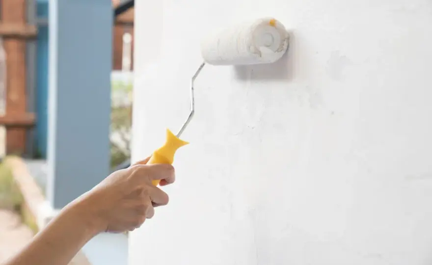 ¿Qué pasa si pinto con pintura exterior en interior?
