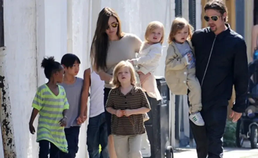 Knox Léon Jolie-Pitt - Co wiemy o synu Angeliny Jolie i Brada Pitta?