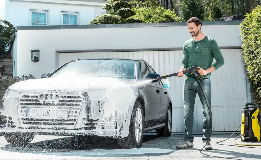 Aktywna piana - Jak bezpiecznie myć auto i unikać mikrorys?