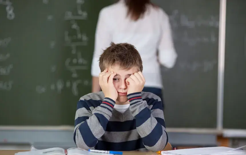 Czy uczeń z dysleksją ma specjalne przywileje? Sprawdź, jakie ułatwienia przysługują