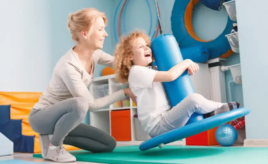 Integracja sensoryczna: Jak pomóc dziecku? Domowe ćwiczenia SI
