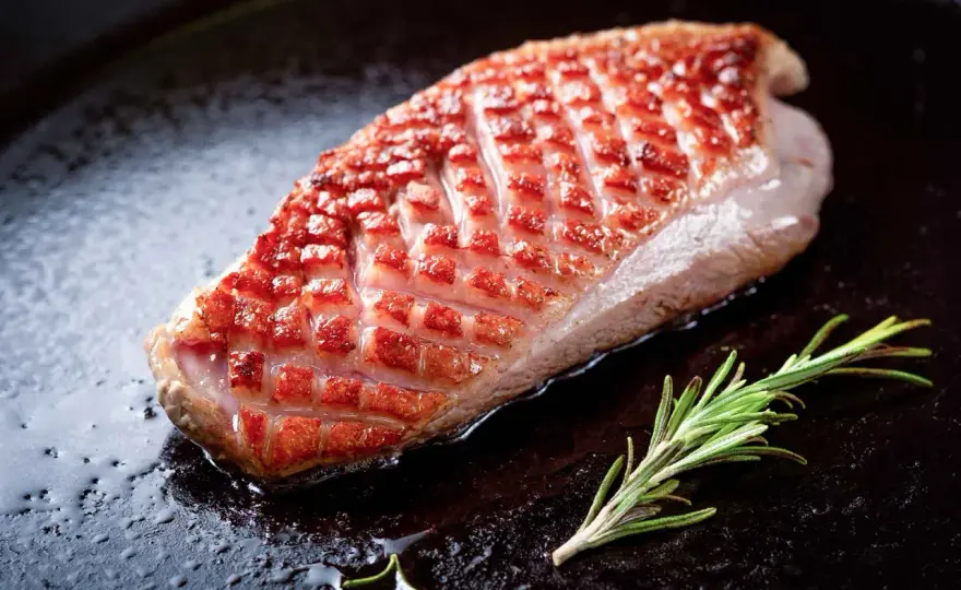 Magret de canard à la poêle - La cuisson parfaite, peau croustillante