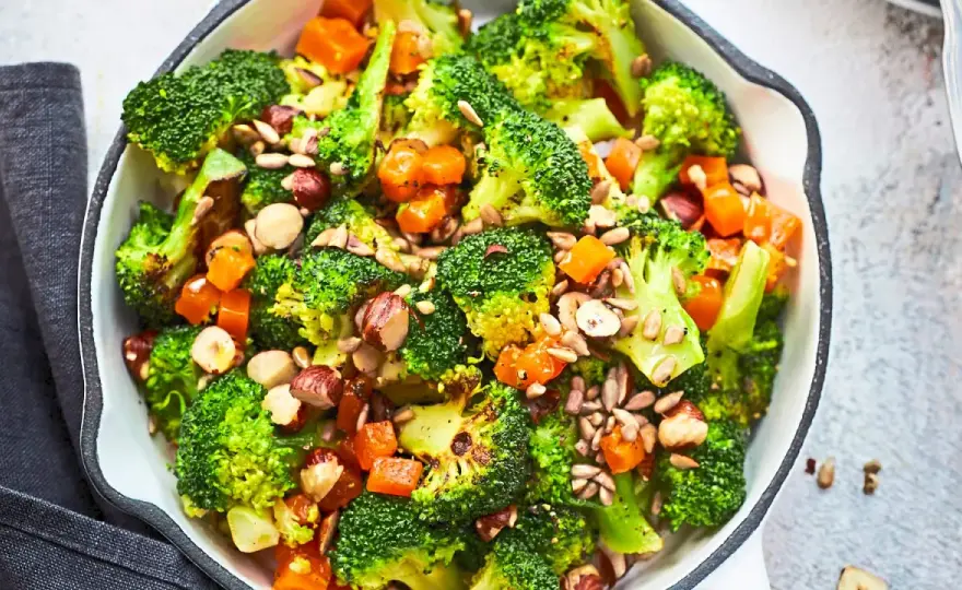 Schnelle warme Low-Carb-Abendessen - 7 Rezepte für den Feierabend