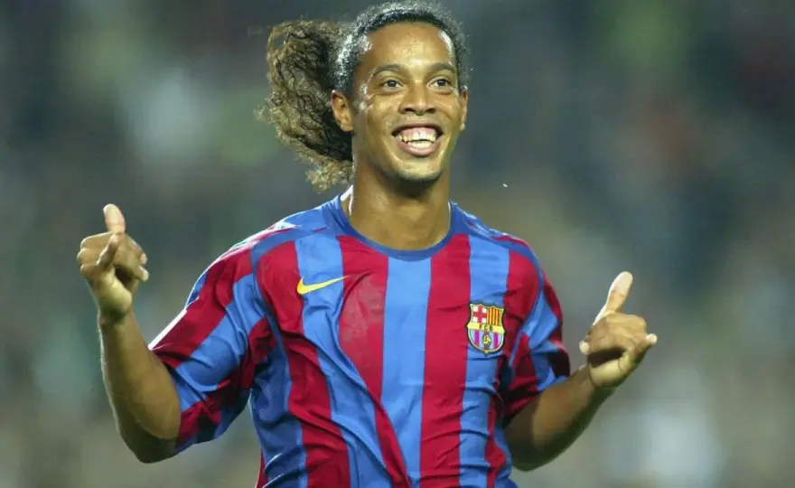 Ile lat ma Ronaldinho? Aktualny wiek i najważniejsze osiągnięcia piłkarza
