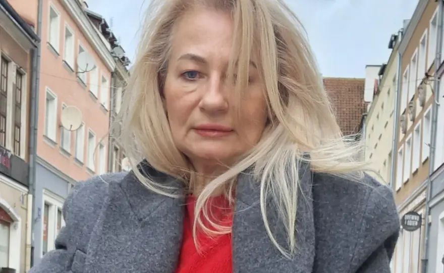 Szafiarka Dorka - Ile ma lat? Wiek i styl Doroty Świętoniowskiej