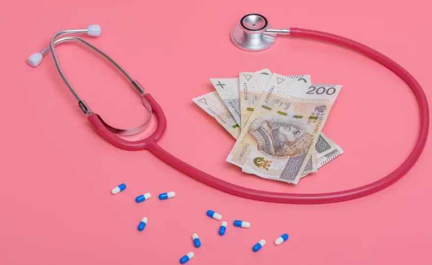 Ubezpieczenie zdrowotne - ile kosztuje naprawdę?