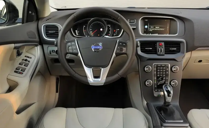 Volvo V40 - opinie, silniki i pułapki przed zakupem