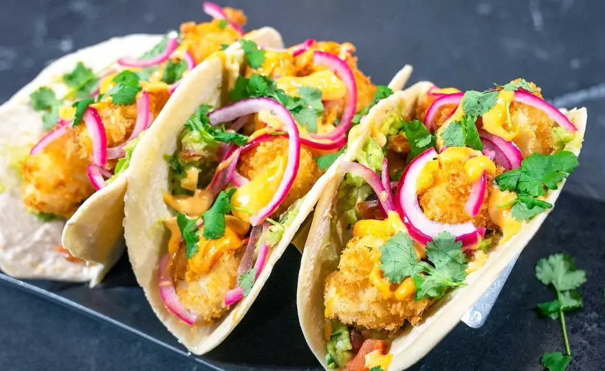 Fisktacos som håller ihop - så bygger du dem rätt