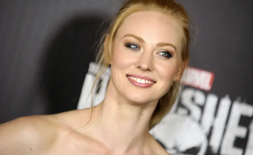 Qui joue Karen Page dans Daredevil ? Le casting expliqué