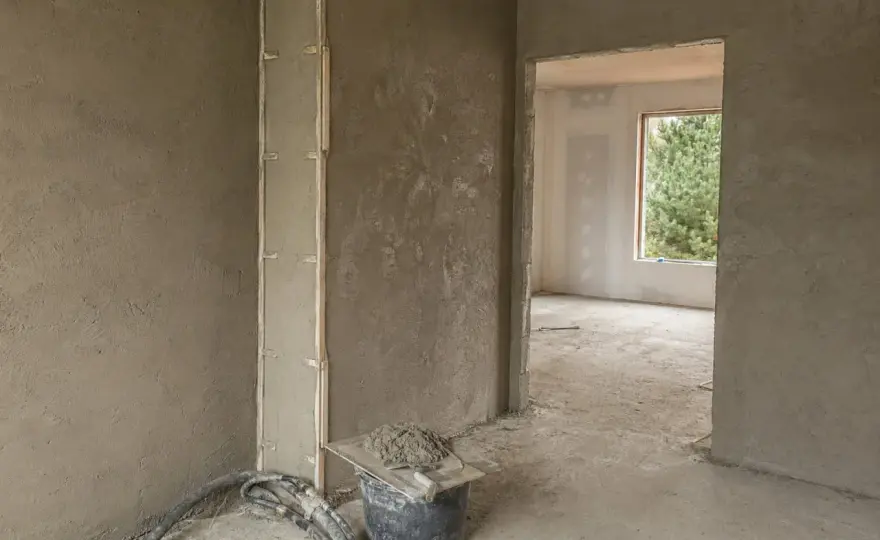 Tynki gipsowe - Kiedy warto? Koszty, błędy i porady praktyka