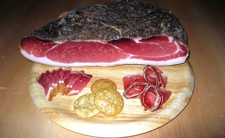 Südtiroler Speck - Mehr als nur Schinken?
