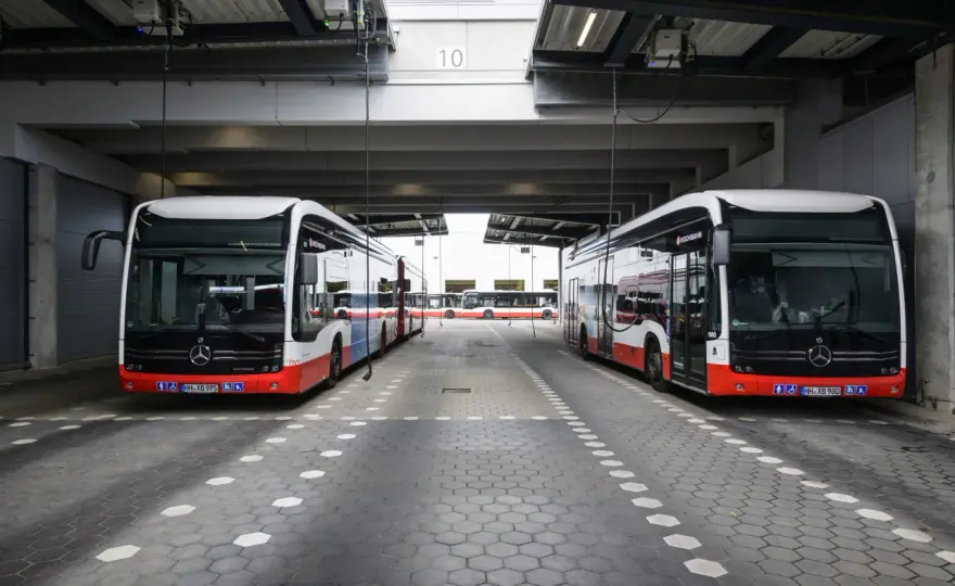 Wie viel PS hat ein Bus wirklich? Die ganze Wahrheit