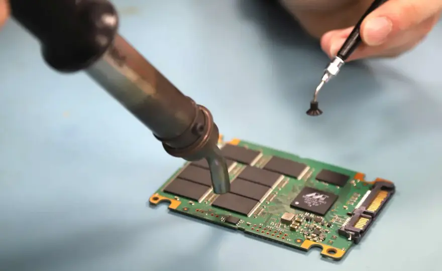 SSD defekt Symptome - Wann handeln & Daten retten?