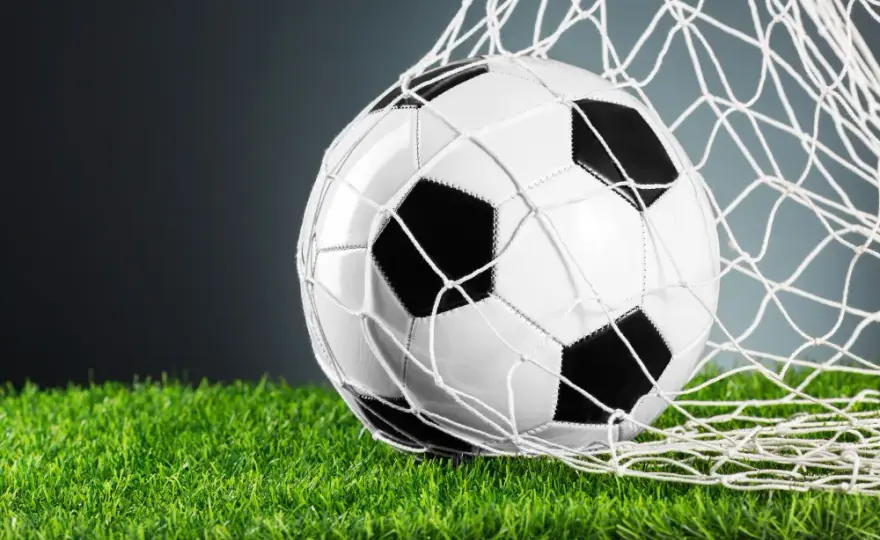 Dlaczego piłka nożna jest sportem numer jeden na świecie: fenomen globalnej popularności