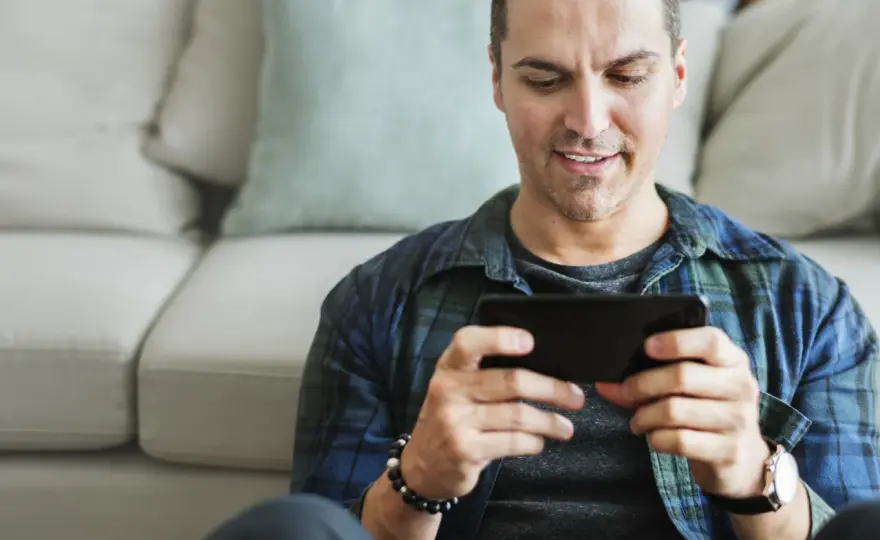Aplikacja rozrywkowa – zalety gry na smartfonie