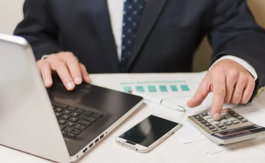 Cyfrowe decyzje finansowe zaczynają się od porównania