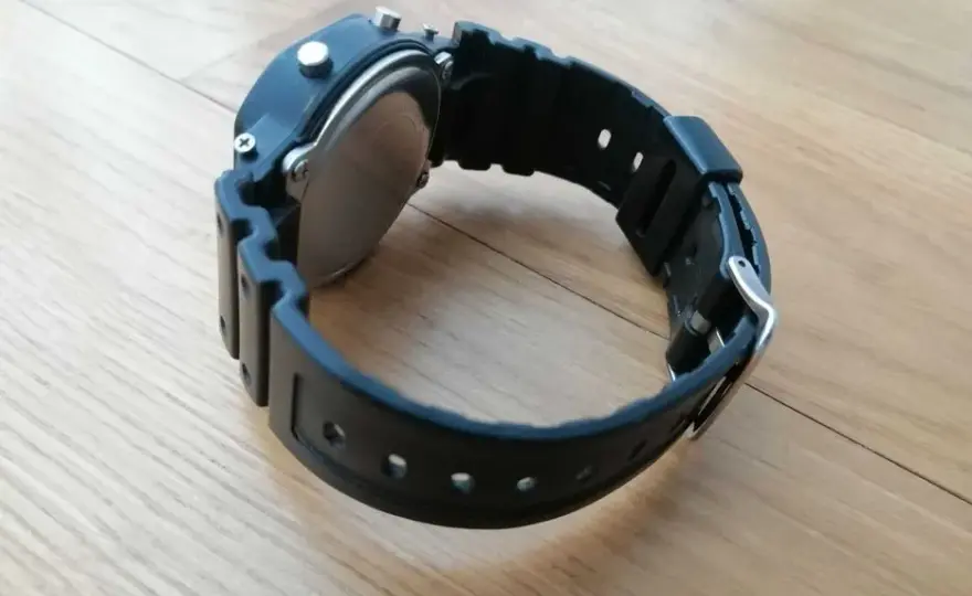 Jak znaleźć idealne zegarki męskie Casio na OLX bez przepłacania