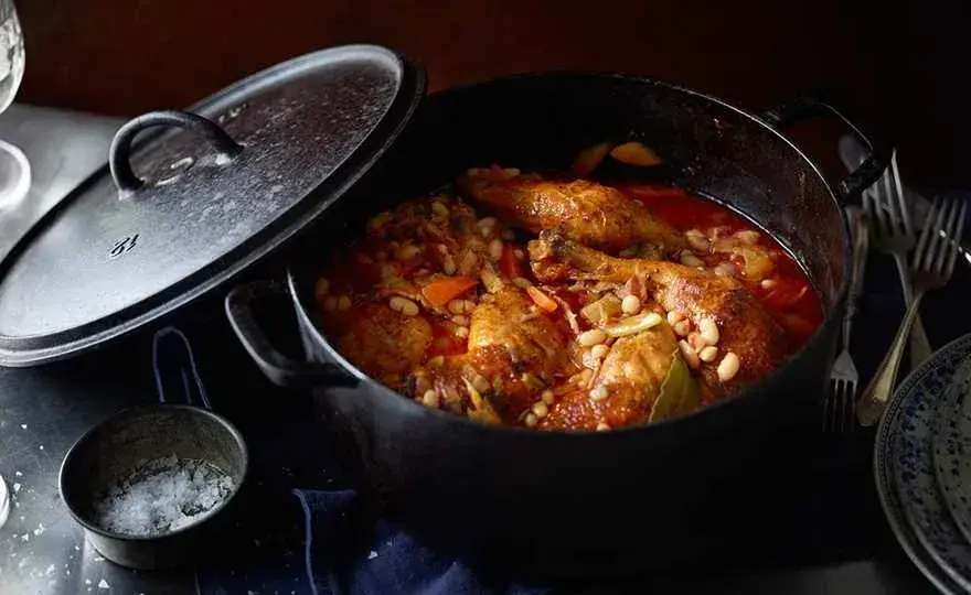 Cassoulet: Odkryj tajemnice tradycyjnego dania z Francji