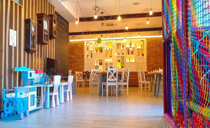 Najlepsze restauracje dla rodzin z dziećmi w Krakowie - 10 miejsc