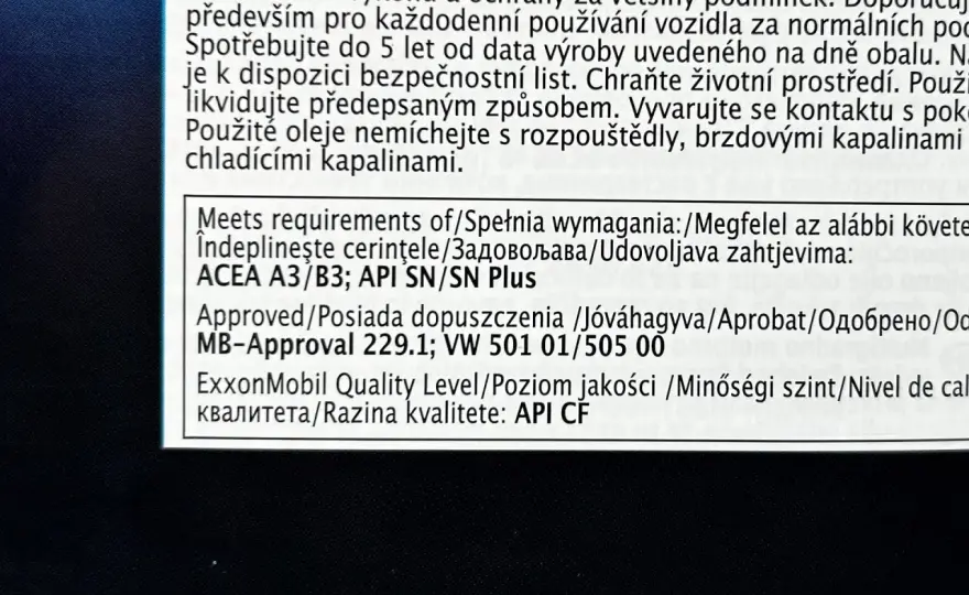 Oznaczenie oleju silnikowego - Jak czytać SAE, API, ACEA i OEM?