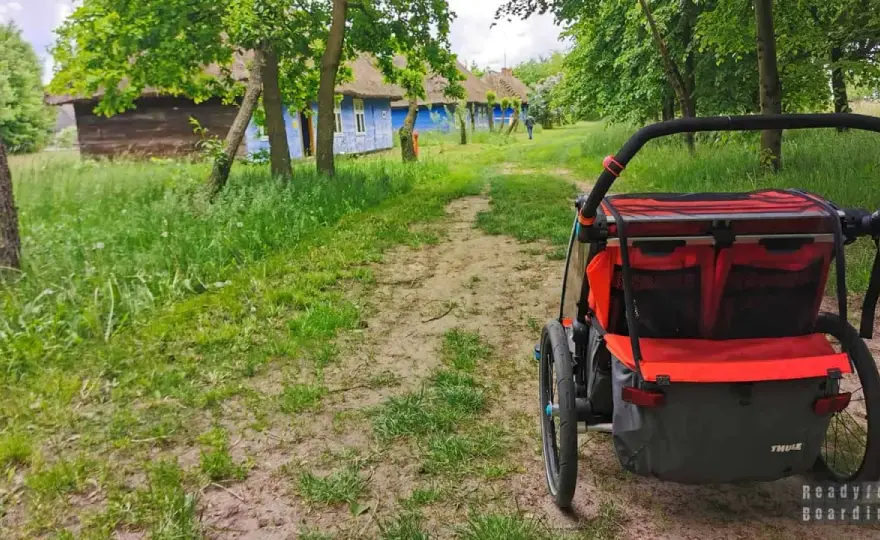 Wycieczki z Łodzi - 20+ miejsc do 200 km (zamki, termy, skanseny)