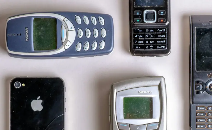 Pierwszy telefon dotykowy - zaskakująca historia i ewolucja