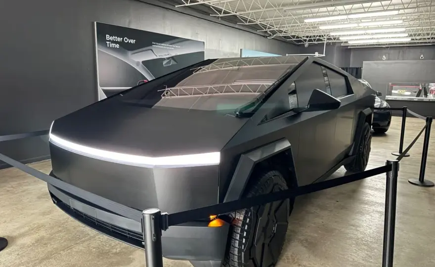 Tesla Cybertruck w Polsce - Czy to ma sens?