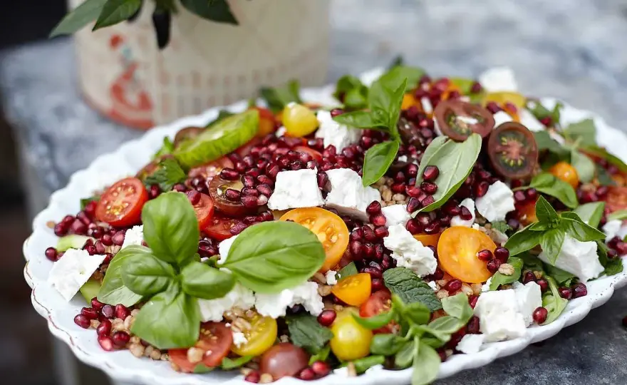 Bästa salladen till grillat - 5 recept för perfekt balans