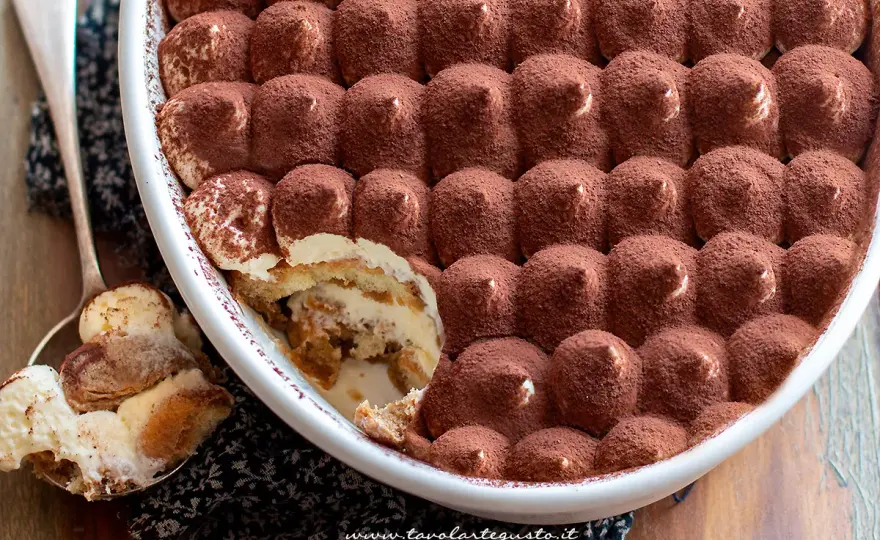 Tiramisù classico, il metodo per crema e savoiardi perfetti