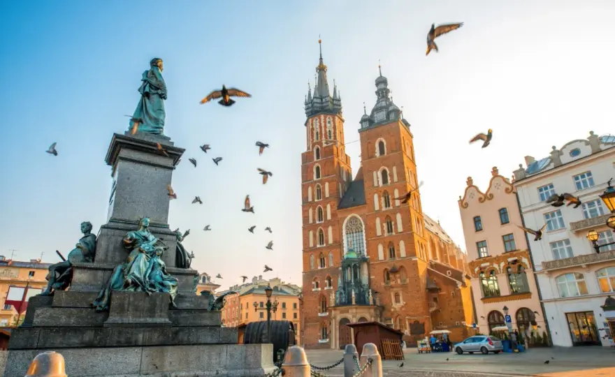 Polska: Jakie miasto zwiedzić? Odkryj swój wymarzony city break!
