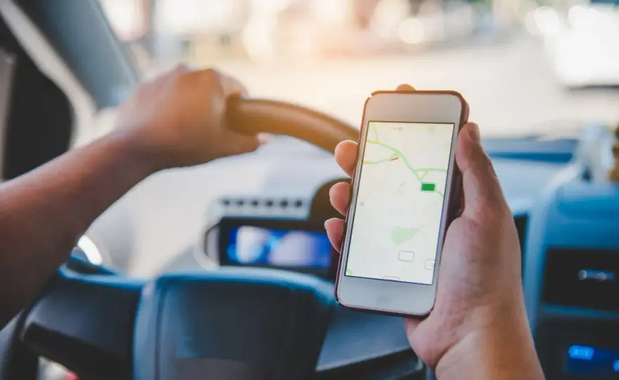 Lokalizacja iPhone nie działa? Włącz i napraw GPS!