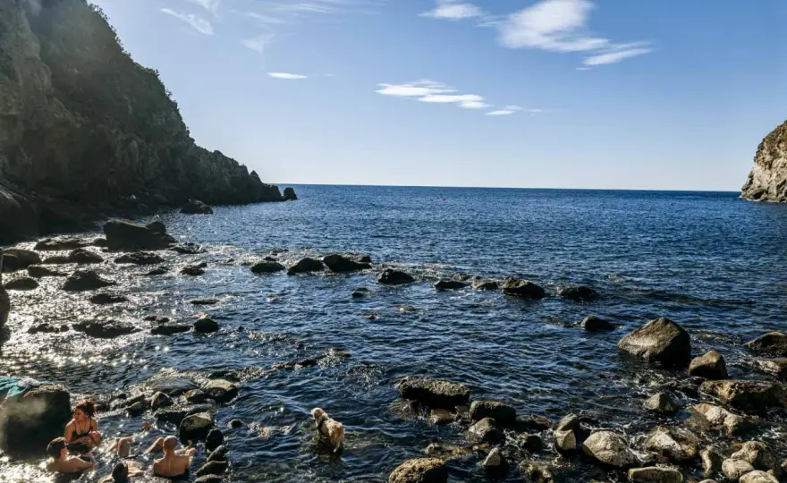 Sorgeto Ischia - Guida completa alla spiaggia termale libera