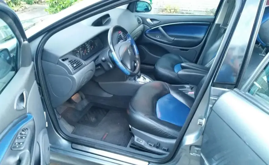 Tuning wnętrza Citroena C5: Jak stworzyć unikalną kabinę